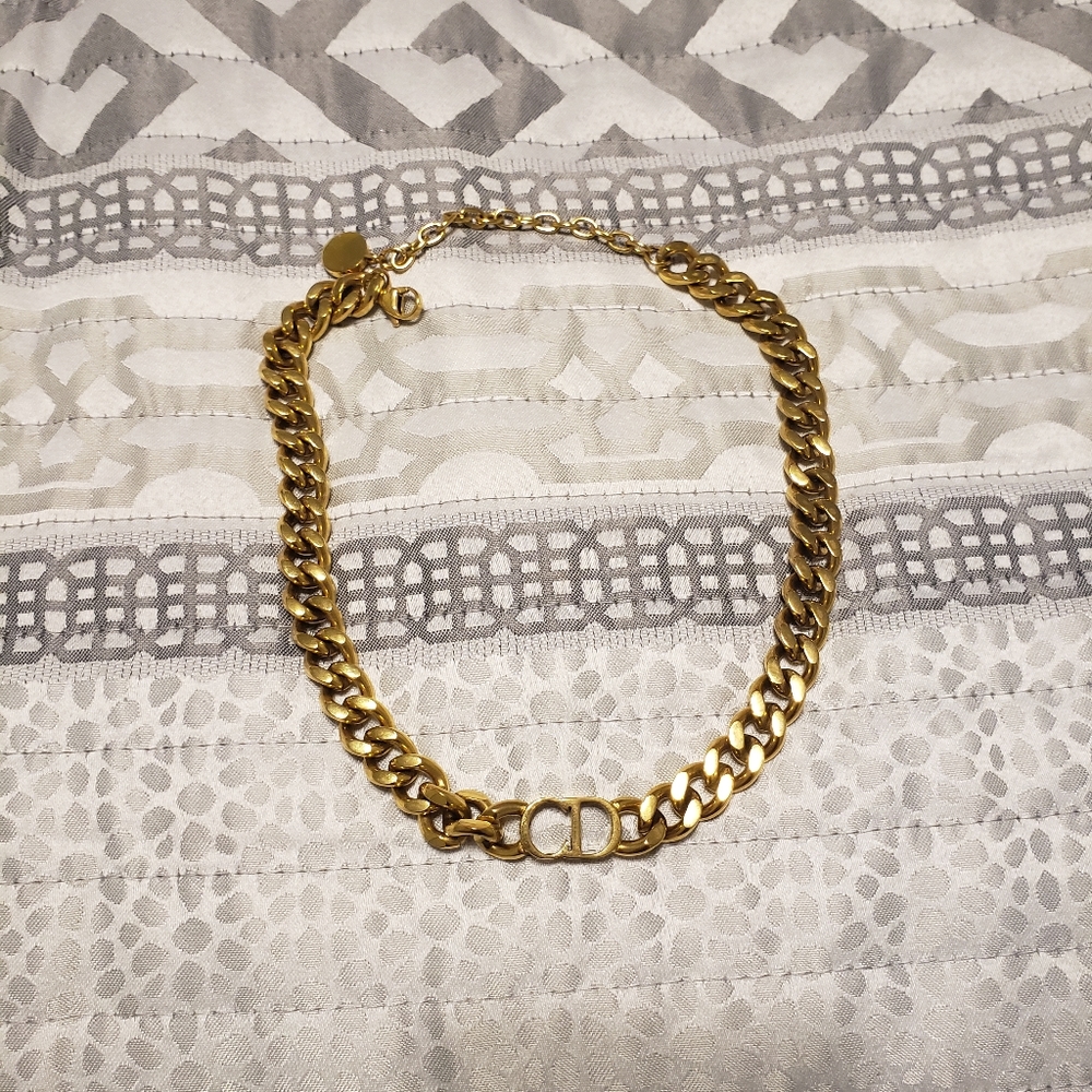 Dior Danseuse Etoile choker